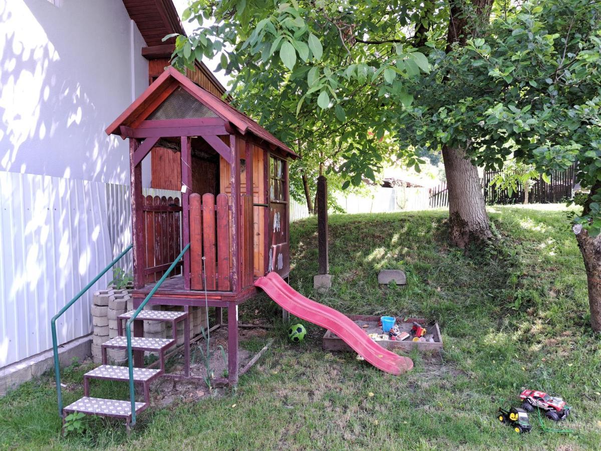 Casa De Vacanta Zsenik Vendeghaz 索瓦塔 外观 照片
