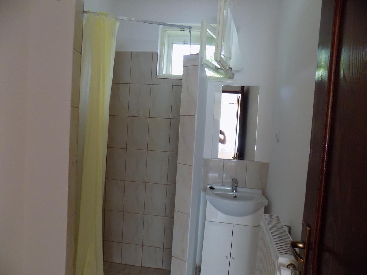 Casa De Vacanta Zsenik Vendeghaz 索瓦塔 外观 照片